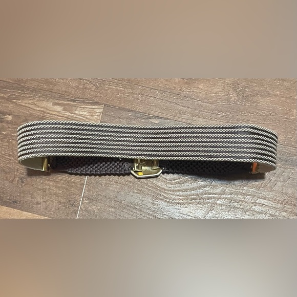 Gutos Vintage brown tan woven hook clasp brass buckle waist belt size Medium - Picture 2 of 6